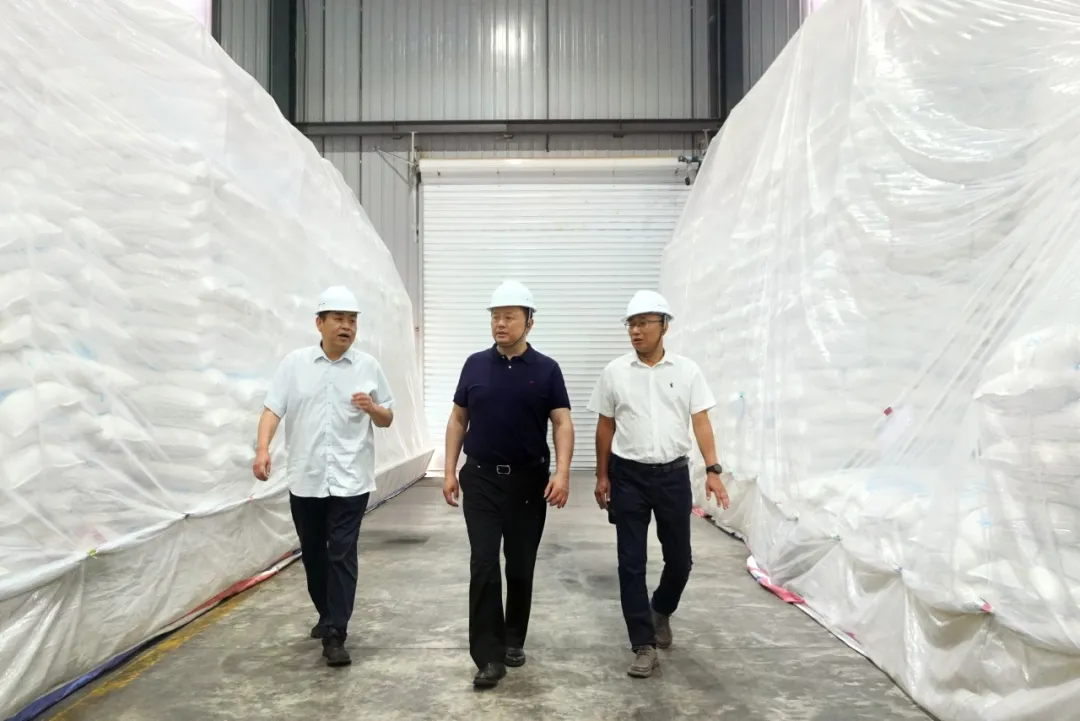 實(shí)干爭(zhēng)先 奮戰(zhàn)"雙過(guò)半" ！劉鑫到五礦集團(tuán)和明園集團(tuán)所屬企業(yè)調(diào)研